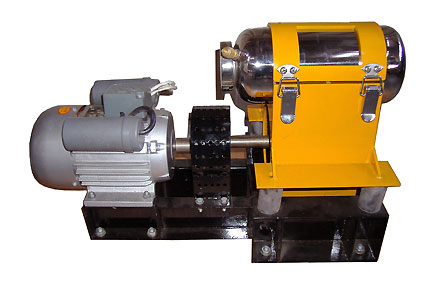 為什么要保證超細粉碎機的使用？